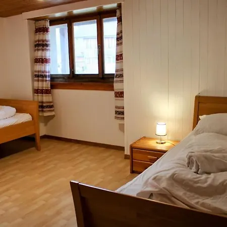 Apartment Alpine W/parking And Porch